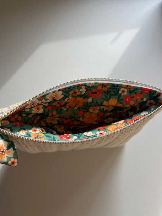 Classic pouch - E-Reader Bloom