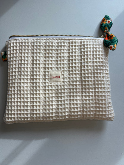 Classic pouch - E-Reader Bloom